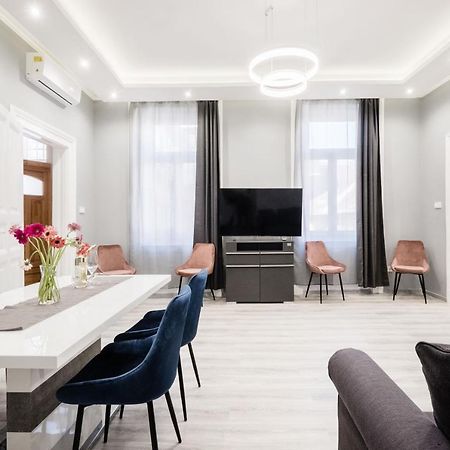 Prime Star Deak Ter Modern Luxury Apartments בודפשט מראה חיצוני תמונה